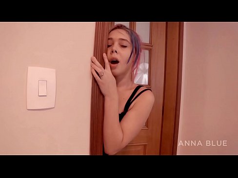 ❤️ Nire anaiarengana itzuli nintzen. Bere neska-lagunarekin sexu harremanak izan nituen. itzulera lesbiana. ❤ Porno gurean eu.pornburst.ru ❤